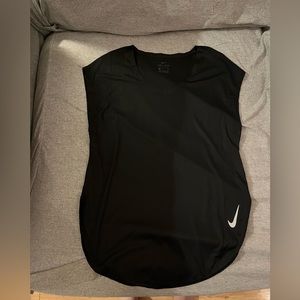 Nike Women’s Cap Sleeve Active Top
